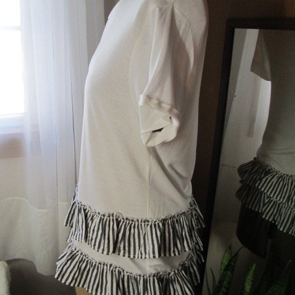 Scripted White Short Sleeve Top with Black and White Striped Tiered Hem  Size S - Picture 4 of 13